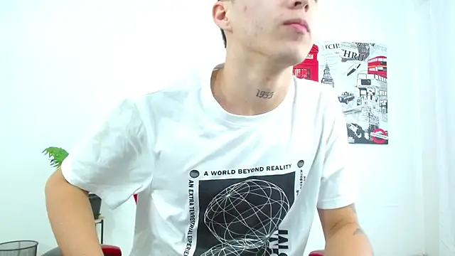 Cumandres18 online show from 11-20-25, 02:07