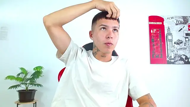 Cumandres18 online show from 03-25-26, 02:38