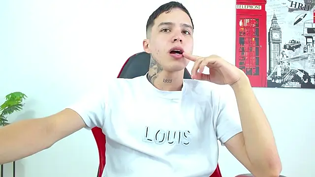 Cumandres18 online show from 02-07-26, 03:53