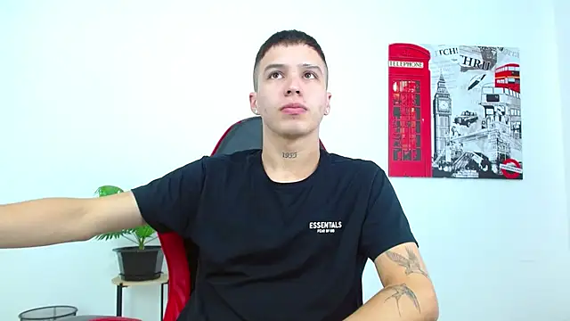 Cumandres18 online show from 12-02-25, 02:19