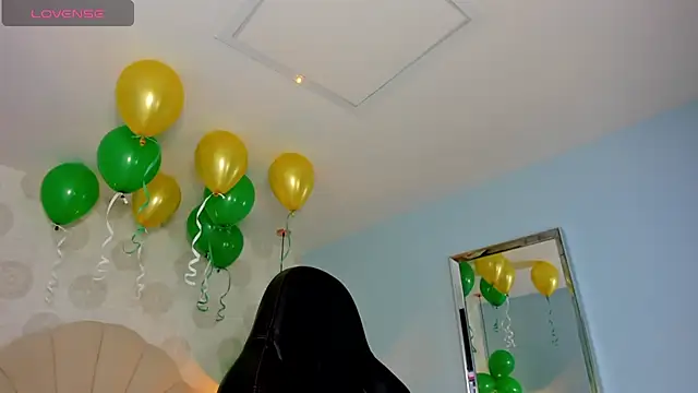 GIANAMILLER6 online show from 03-17-26, 12:08