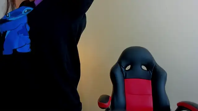 GIANAMILLER6 online show from 02-18-26, 12:23