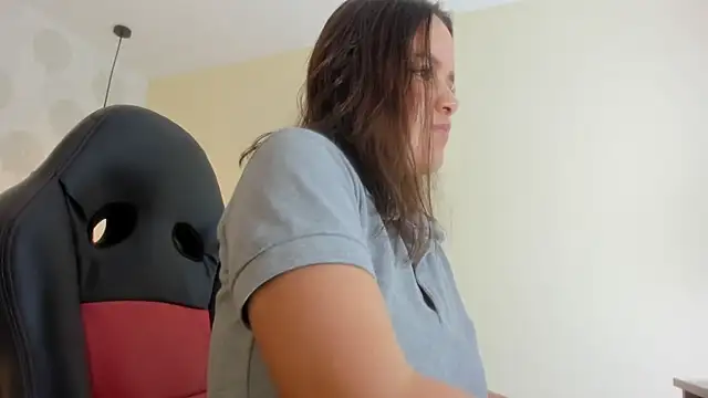 GIANAMILLER6 online show from 02-23-26, 12:06