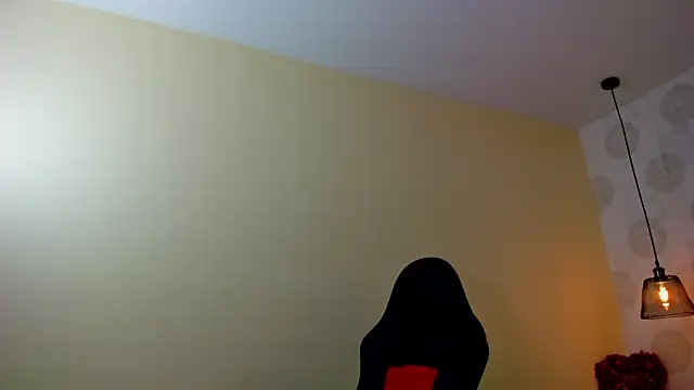 GIANAMILLER6 online show from 05-15-26, 12:14