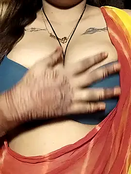 Shiny HOT01 online show from 10-13-25, 01:12