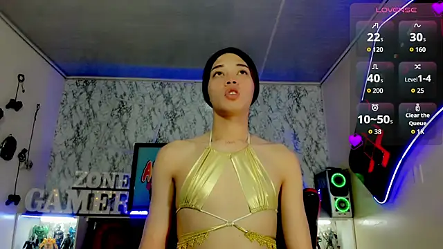 Madison Mujica online show from 11-11-25, 11:16