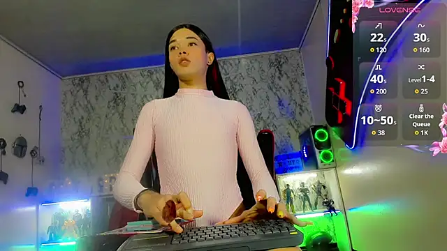 Madison Mujica online show from 11-05-25, 11:13