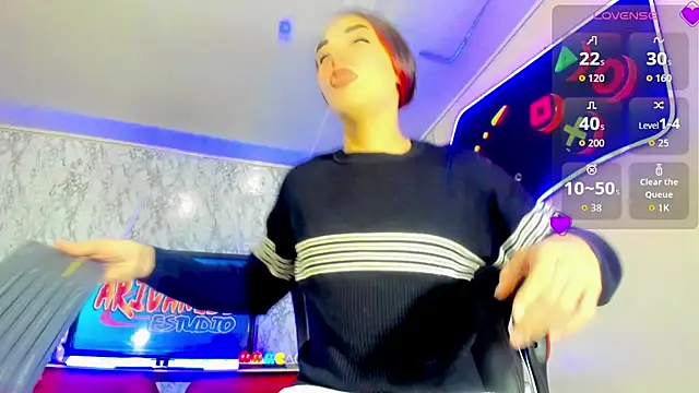 Madison Mujica online show from 11-10-25, 11:15