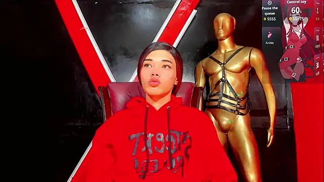 Madison Mujica online show from 11-25-25, 11:10