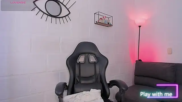 Alyson Conner online show from 04-13-26, 02:21