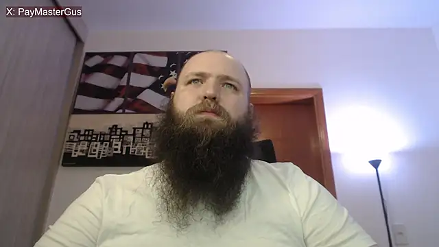 Snapshot of PayMasterGus chatting on 10-11-25, 02:23 PayMasterGus online show from 10-11-25, 02:23