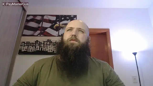 Snapshot of PayMasterGus chatting on 10-16-25, 03:26 PayMasterGus online show from 10-16-25, 03:26