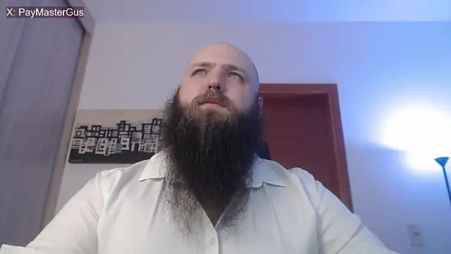 Snapshot of PayMasterGus chatting on 11-14-25, 01:31 PayMasterGus online show from 11-14-25, 01:31