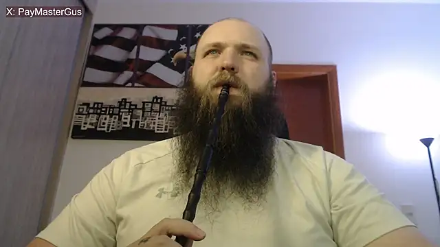 Snapshot of PayMasterGus chatting on 09-29-25, 02:18 PayMasterGus online show from 09-29-25, 02:18