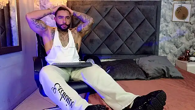 Apolo rousse1 online show from 09-13-25, 09:37