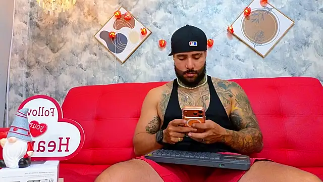 Snapshot of Apolo_rousse1 chatting on 02-12-26, 09:14 Apolo rousse1 online show from 02-12-26, 09:14