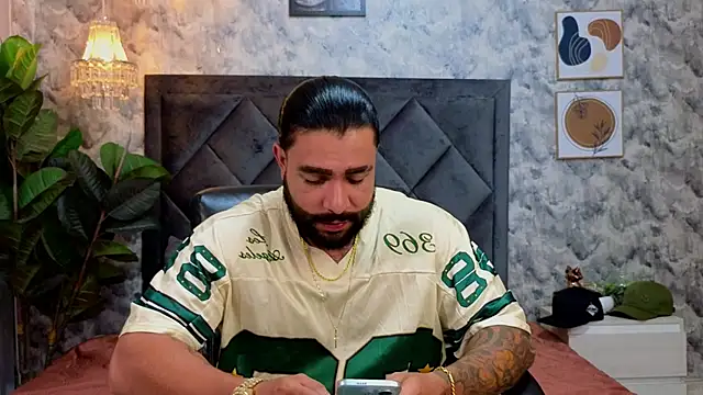 Apolo rousse1 online show from 11-12-25, 08:34