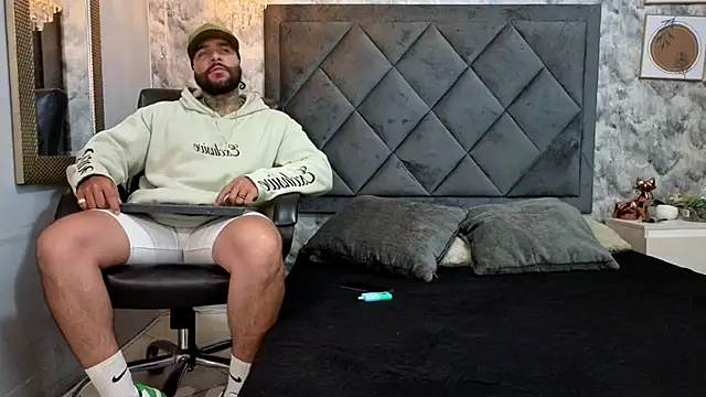 Apolo rousse1 online show from 09-11-25, 10:10