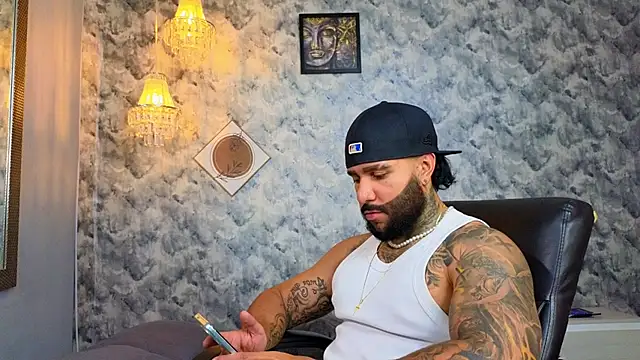 Snapshot of Apolo_rousse1 chatting on 01-17-26, 09:29 Apolo rousse1 online show from 01-17-26, 09:29