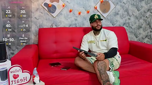 Snapshot of Apolo_rousse1 chatting on 02-10-26, 09:14 Apolo rousse1 online show from 02-10-26, 09:14