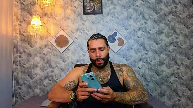 Apolo rousse1 online show from 12-17-25, 09:09