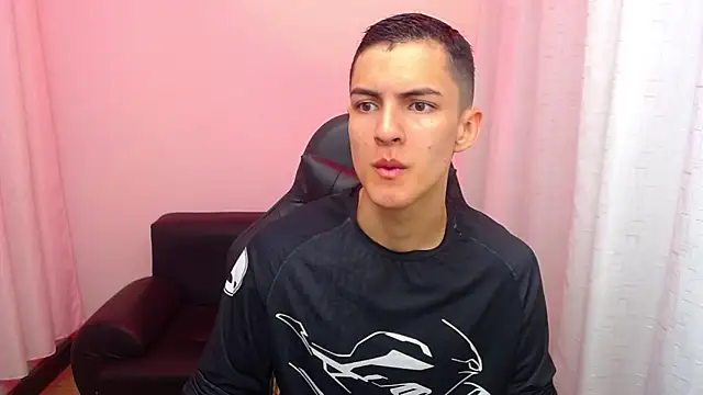 Matiius18 online show from 03-28-26, 01:56