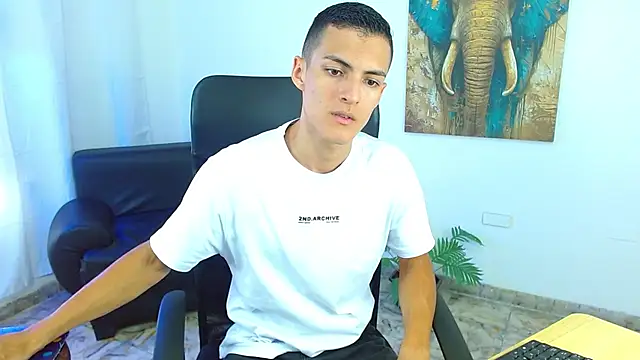 Matiius18 online show from 05-09-26, 01:58
