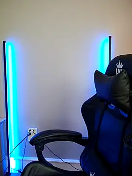 Snapshot of perversus12 chatting on 02-27-26, 08:41 perversus12 online show from 02-27-26, 08:41