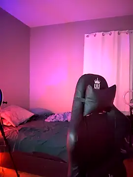 Snapshot of perversus12 chatting on 01-17-26, 12:26 perversus12 online show from 01-17-26, 12:26