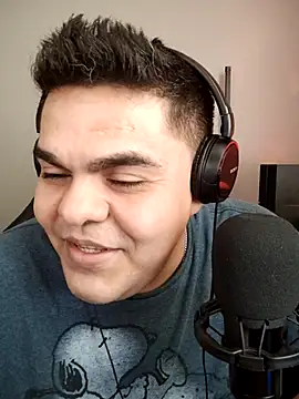 Snapshot of perversus12 chatting on 03-01-26, 08:31 perversus12 online show from 03-01-26, 08:31