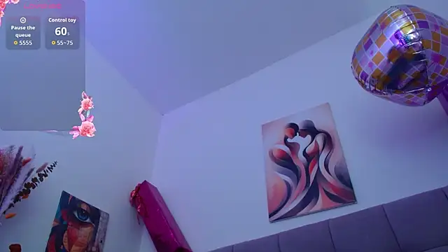 Snapshot of Lola_wish1 chatting on 09-28-25, 09:49 Lola wish1 online show from 09-28-25, 09:49