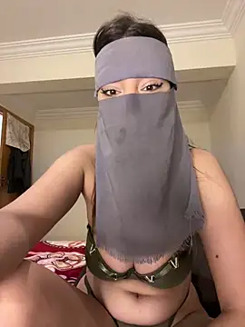 Snapshot of Rabroba89six chatting on 02-12-26, 01:22 Rabroba89six online show from 02-12-26, 01:22