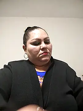 Snapshot of Miasmithr chatting on 09-28-25, 05:25 Miasmithr online show from 09-28-25, 05:25