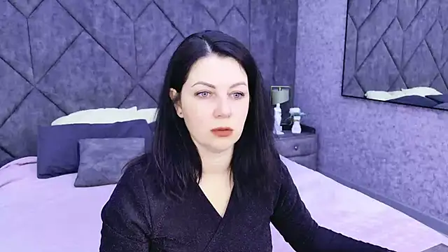 Snapshot of Nina_Stane chatting on 10-01-25, 05:23 Nina Stane online show from 10-01-25, 05:23