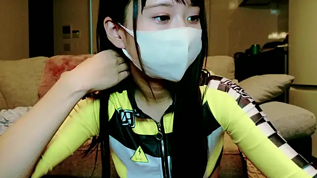 Snapshot of kazama_nozomi chatting on 10-18-25, 05:26 kazama nozomi online show from 10-18-25, 05:26
