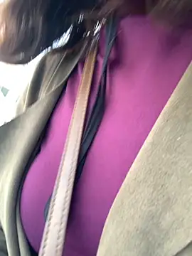 zhizhinaigai online show from 11-15-25, 04:38