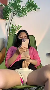 zhizhinaigai online show from 11-26-25, 03:06