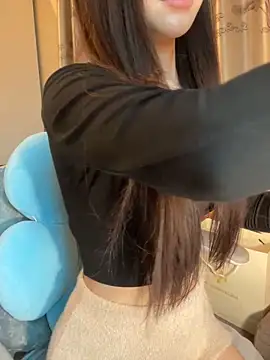 Dior baby online show from 02-06-26, 03:35