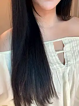 Dior baby online show from 03-17-26, 02:47