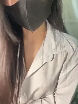 Snapshot of Dior_baby chatting on 10-02-25, 06:39 Dior baby online show from 10-02-25, 06:39