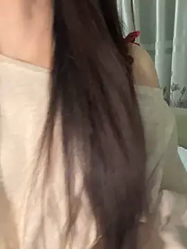 Dior baby online show from 11-08-25, 01:09