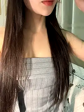 Dior baby online show from 11-22-25, 05:06