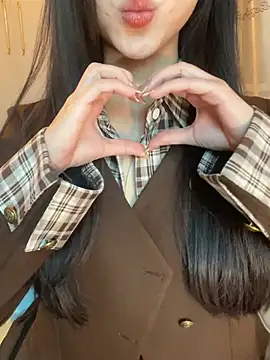 Dior baby online show from 03-04-26, 04:09