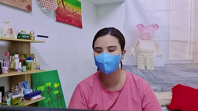 Snapshot of MichiLovely chatting on 09-25-25, 02:12 MichiLovely online show from 09-25-25, 02:12