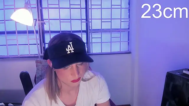 angelgoald1 online show from 09-11-25, 06:19