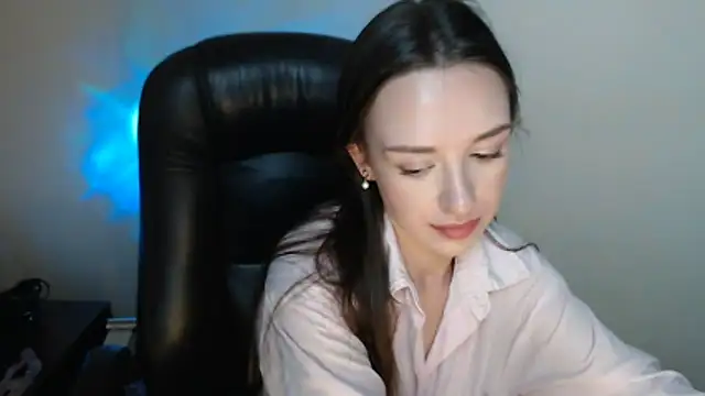 BonnieX  online show from 05-06-26, 11:58