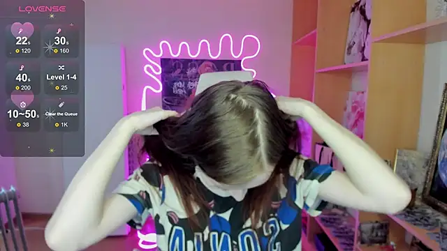 AliceHaris online show from 11-14-25, 03:10