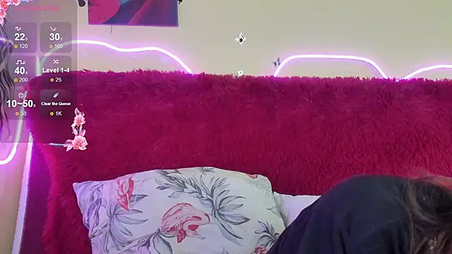 AliceHaris online show from 11-30-25, 01:39