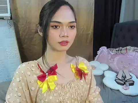 yunxieesweetgurl online show from 11-10-25, 05:01