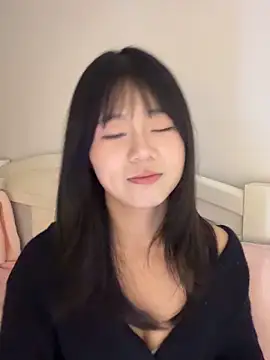 Ella-A9 online show from 10-13-25, 02:51